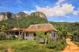 Bohíos Valle Viñales